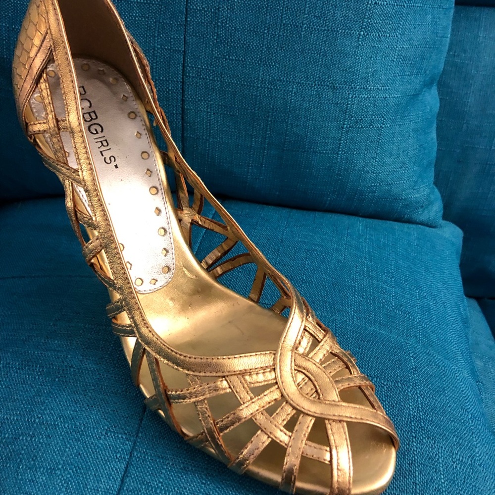 BCBG girls gold heels